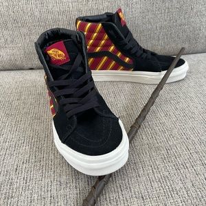 Harry Potter Vans size 4 Men or 5.5 Women